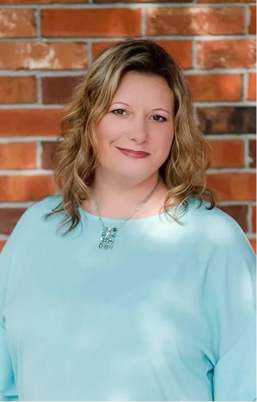 Dr. Christina Darin