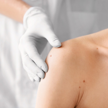 WHAT IS LED LIGHT THERAPY?