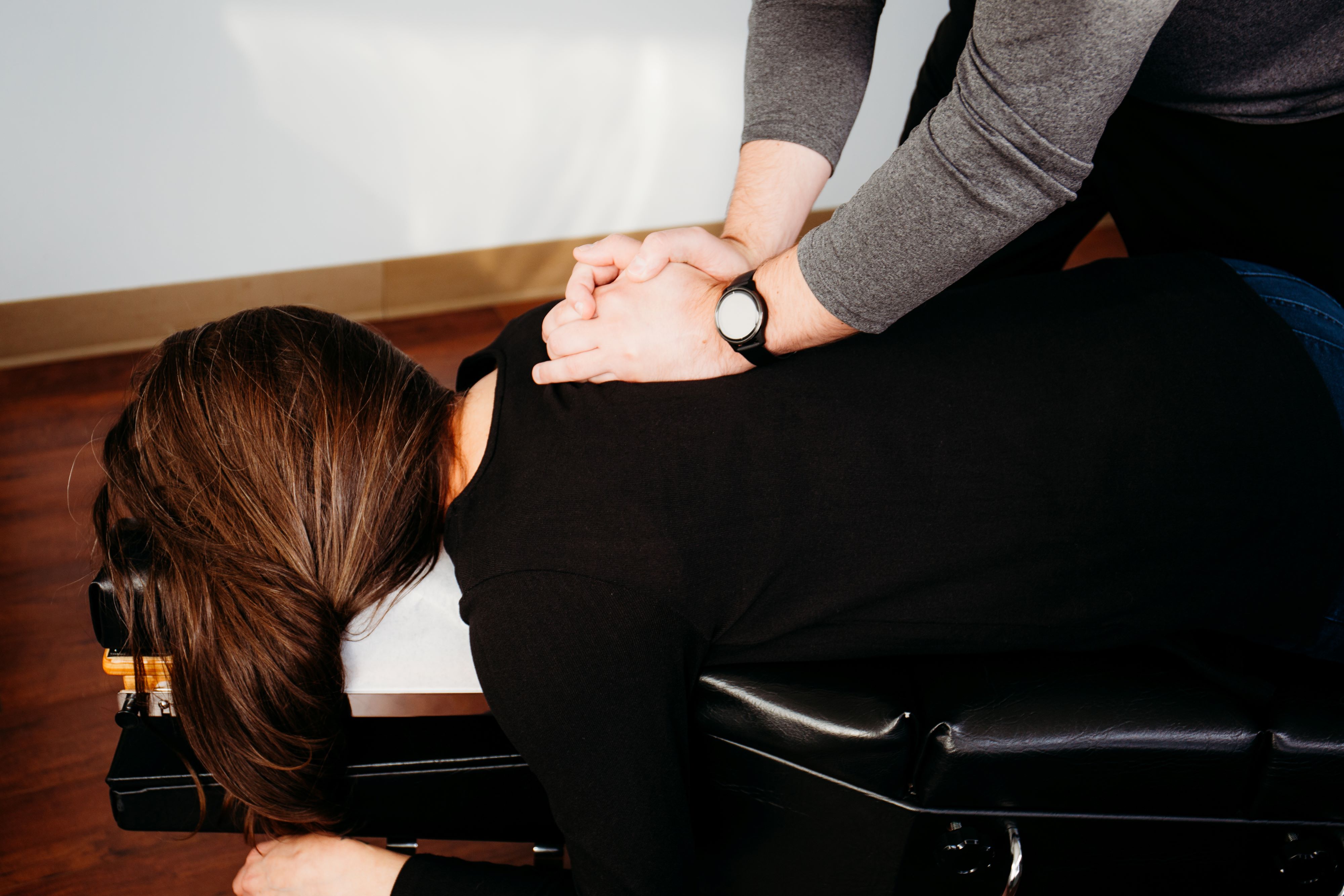 Chiropractor Farmington for Imperial Wellness
